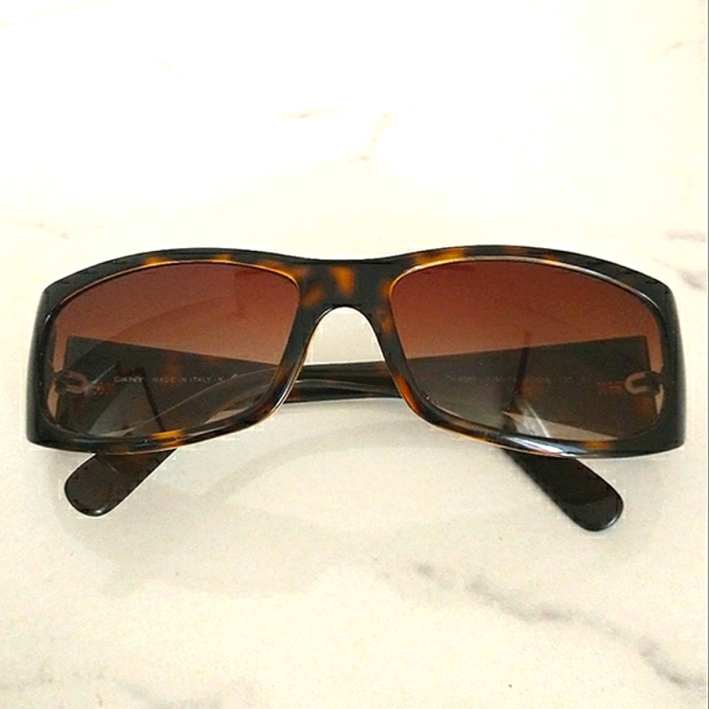 DKNY Tortoiseshell Frame Sunglasses with Brown Gradient Lenses